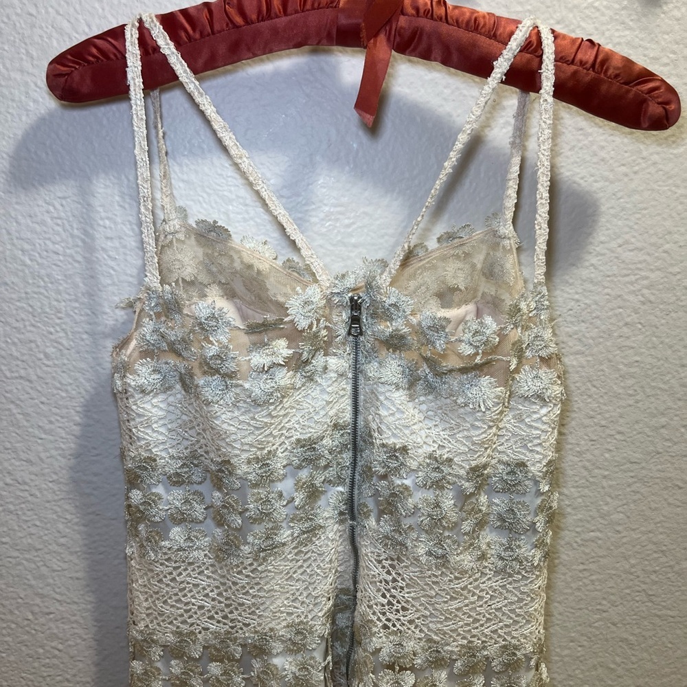 Cream Floral Lace Graduation Dress - Picture 6 of 6